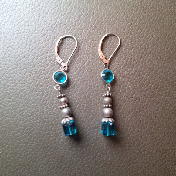 Sterling Silver Drop Earrings Blue Crystal Beads Leverback Closure Dangle Winter - Picture 2 of 5